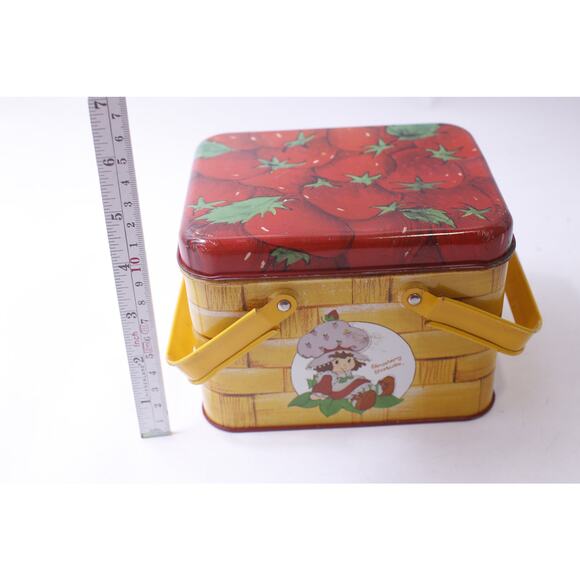 Strawberry Shortcake, Tin Lunch Box, Yellow-Red, Two Handles, Food Container, - Picture 3 of 4